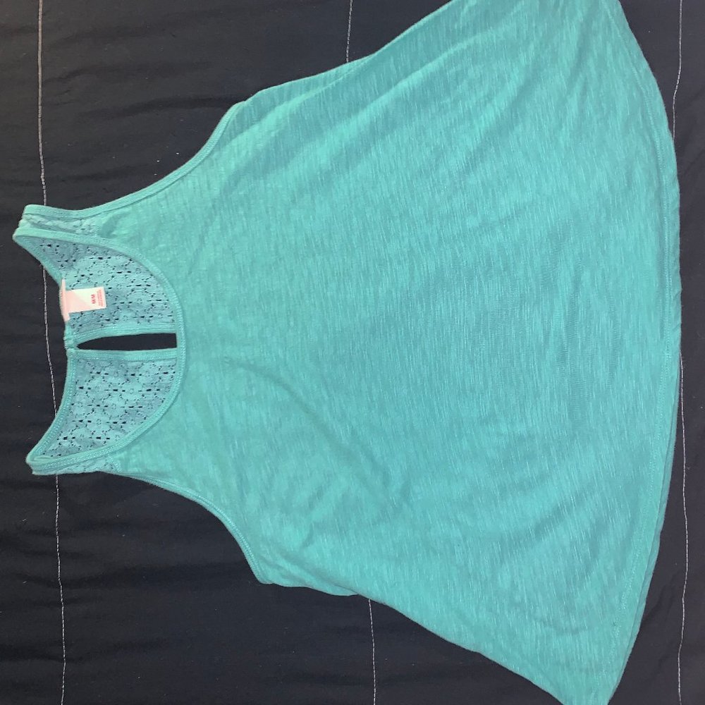 Sky blue flower Tank